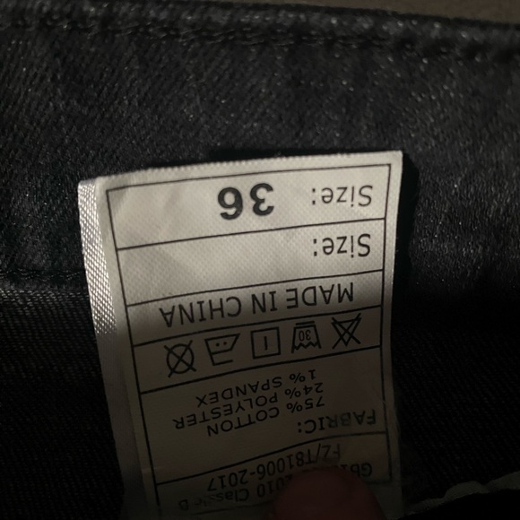 Wolf Print Jeans - Picture 2 of 3